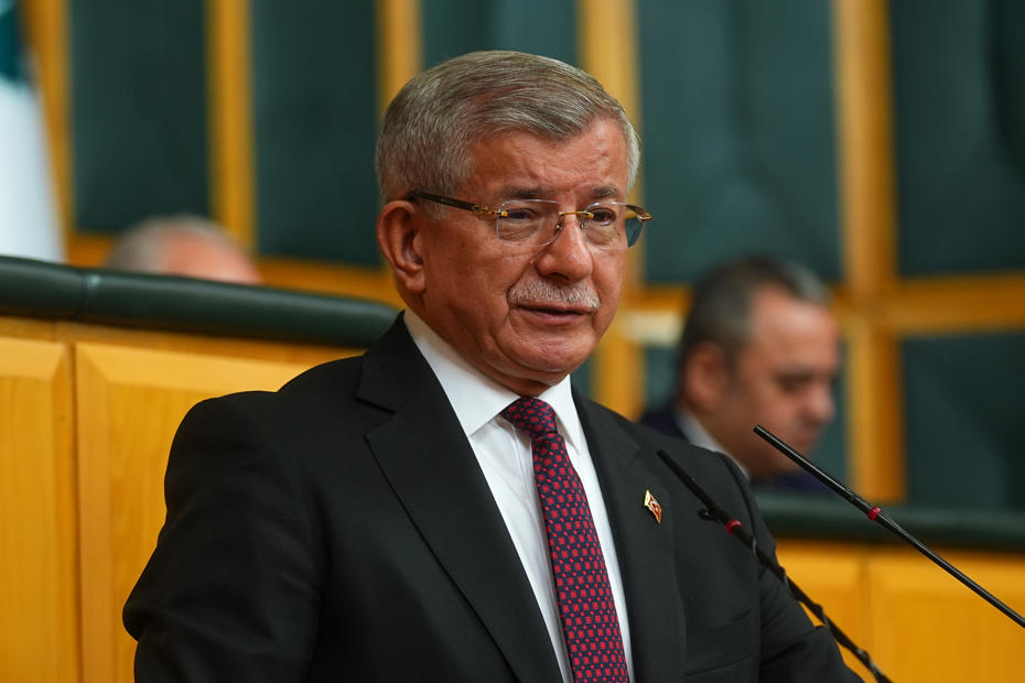Gelecek Partisi Resmen Kapanıyor