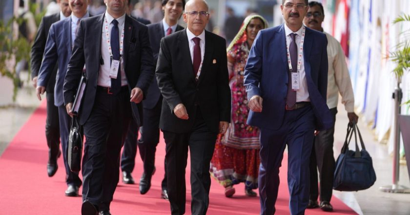 Mehmet Şimşek: “2024’ü yüzde 40 enflasyonla kapatacağız”