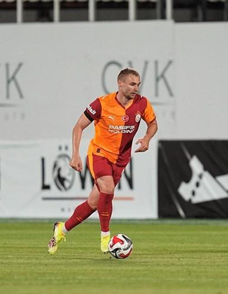 Galatasaray'daki iki ayrılık Okan Buruk'un ekibini görmek istemiyor ...