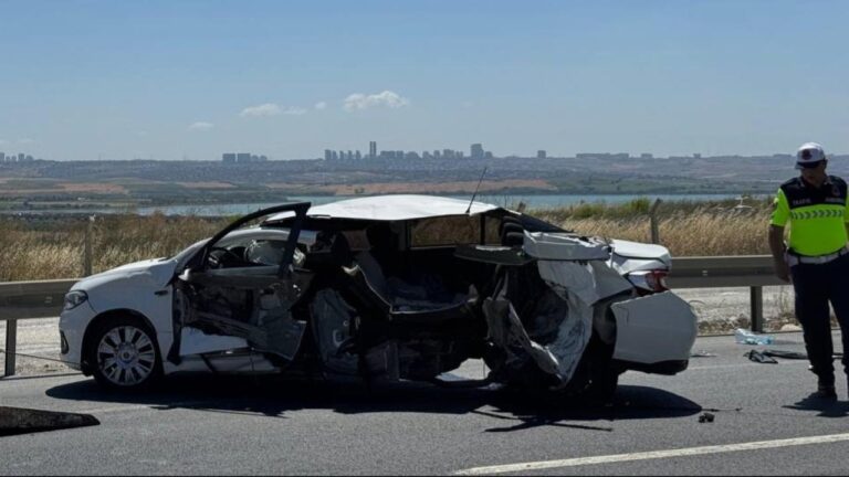 Araba Çatalca’daki bariyere çarptı, 1 asker hayatını kaybetti