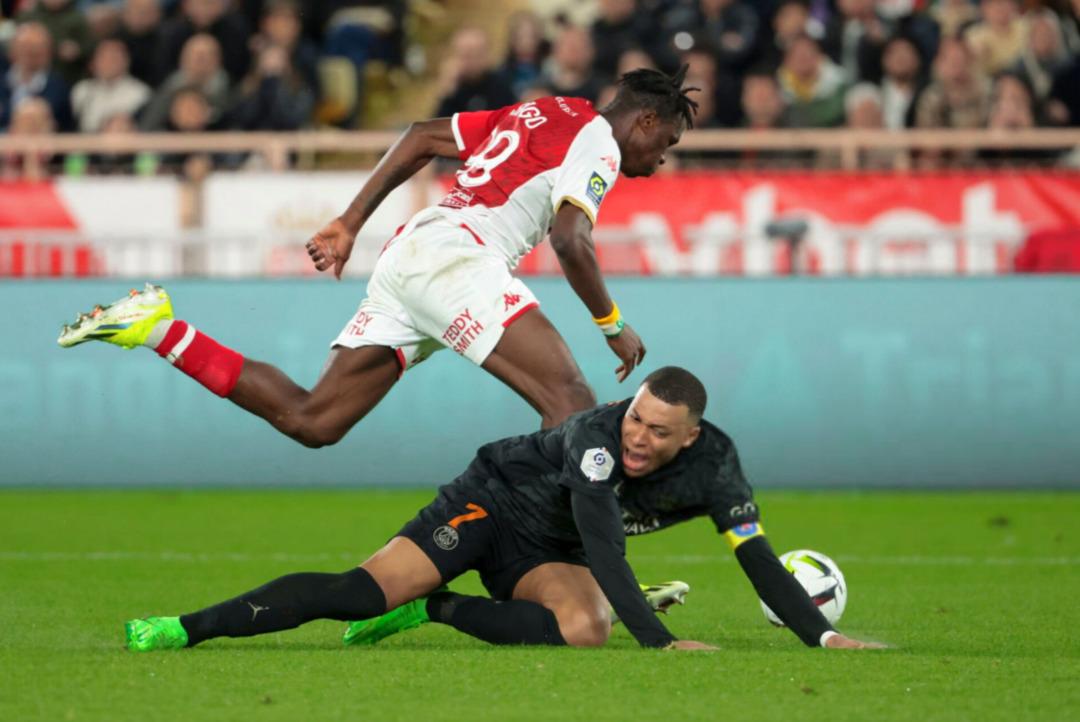 Bombayı Galatasaray'dan aktarın! Wilfried Singo, rekor bir fiyat için İstanbul'a geliyor 2