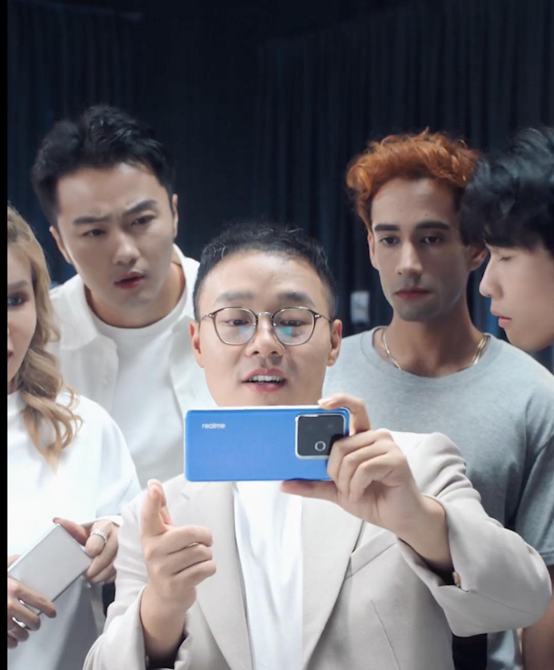 Telefon teknolojisine yeni bir dönem tanıtıldı: İlk telefon dünyada klima ile tanıtıldı! 2