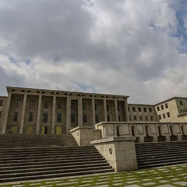 TBMM’de Çocuk Tacizi Skandalı: Görevden Alınan Personel Tutuklandı!