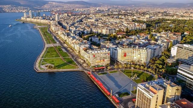 İzmir’de basketbolcuları buluşturan akademi